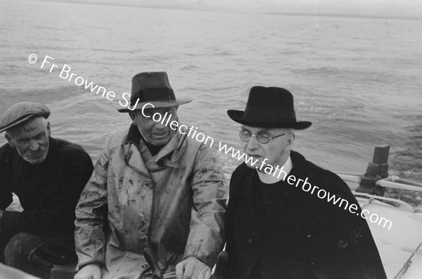 BOATS AND BOATMEN WITH LIFEBOAT TO INNISHMAAN CASHLA BAY  FR KILLEAN PP AND FR KEANE S.J.